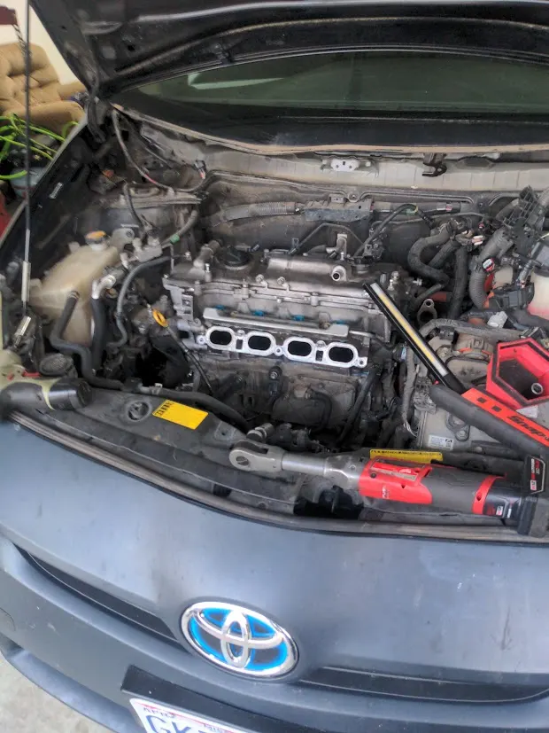 Toyota Prius engine bay during drivability and head gasket service